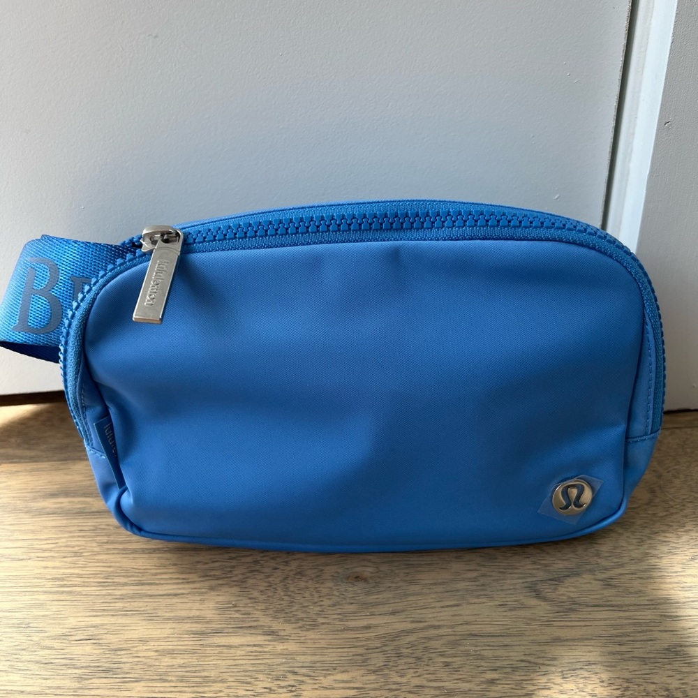 lululemon athletica Pool Party Belt Bag nwt